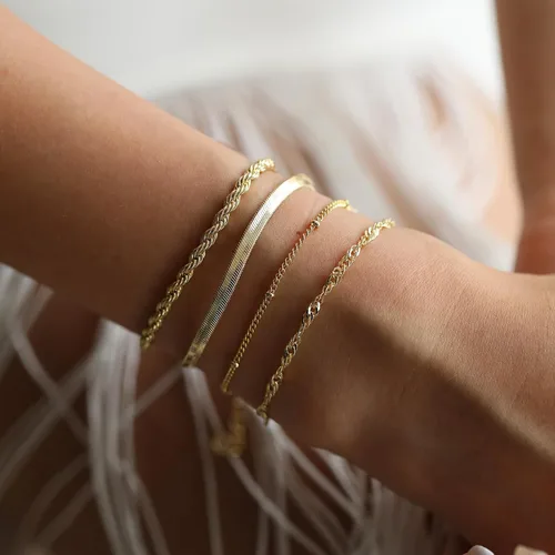 Miniatura 3 de Gold Bracelets for Women, 14K Gold Layered Bracelets Set Dainty Herringbone Chain Paperclip Link Bracelets Gold Cuban Bracelets for Women