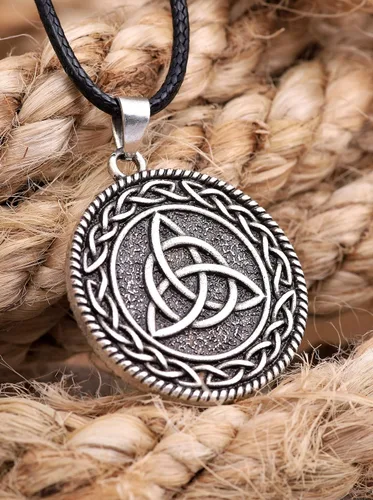 Miniatura 4 de HAQUIL Celtic Irish Symbols Amulet Talisman Pendant Necklace Celtic Jewelry Gifts for Men and Women