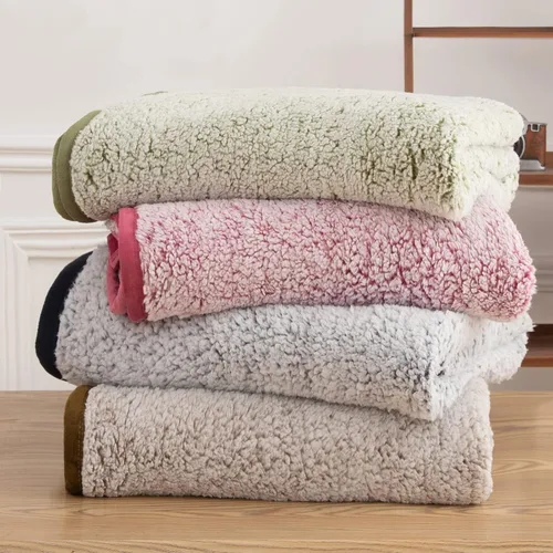 Miniatura 9 de EMME Manta de Forro Polar Sherpa Suave Reversible de Felpa Esponjosa Grande, Manta Bohemia Decorativa Cálida y Ligera para Sofá, Sillón, Dormitorio