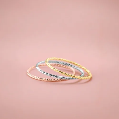 Miniatura 7 de Melanie Golden Jewelry Braided Rope Stacking Ring Elegant Twist 1mm Skinny Stackable Stack Ring Band in Silver, Gold, or Rose Gold Comfort Fit