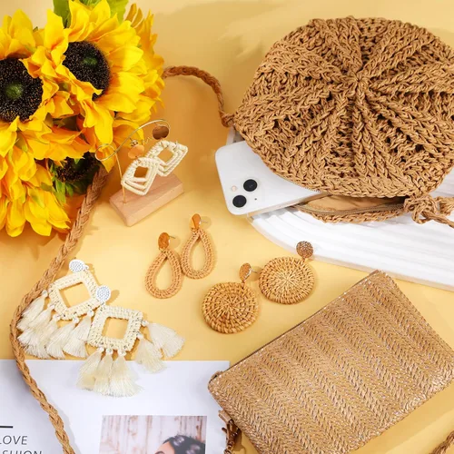 Miniatura 4 de Sweetude Bolso de mano de paja para mujer, juego de aretes de ratán, bolsa de paja de verano, playa, bolso bohemio, cartera tejida para vacaciones