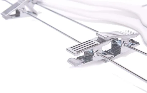 Miniatura 7 de Perchas de plástico de calidad, no aterciopeladas, compactas, delgadas y compactas con clips de metal para faldas, pantalones, blusas, gancho Blanco