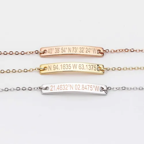 Miniatura 5 de Petite Boutique Pulseras de barra de identificación personalizadas con nombre de coordenadas para mujer, base chapada en plata