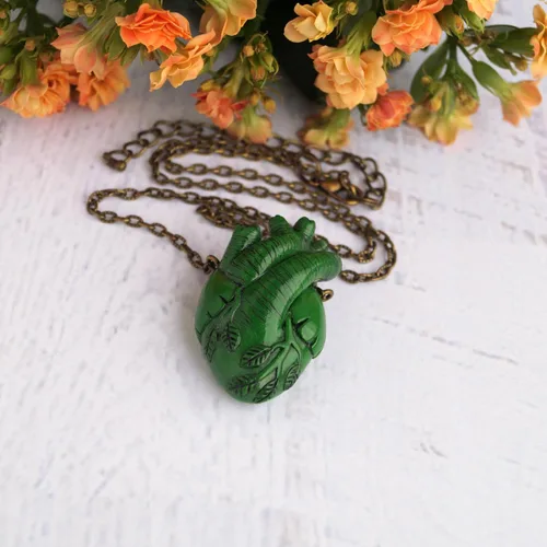 Miniatura 6 de Collar de corazón anatómico