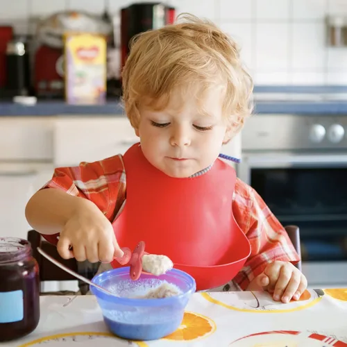 Miniatura 3 de Paquete de 12 utensilios para bebé, cucharas de silicona para bebés, auto alimentación y tenedores para bebés, utensilios para niños pequeños