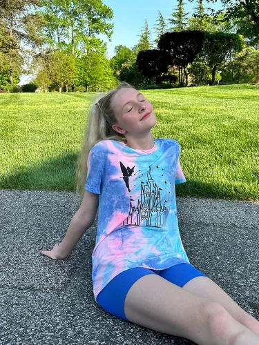 Miniatura 4 de Camisa Mágica para Mujer, Playera del Reino Mágico, Playera de Vacaciones Familiares, Camiseta del Castillo, Cree en la Magia, Tops para Viaje