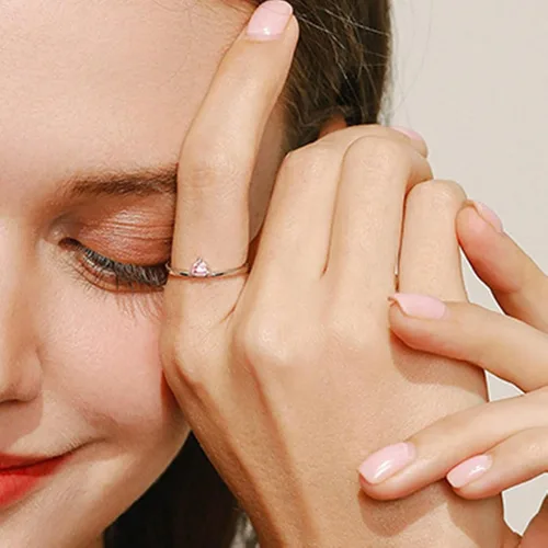 Miniatura 2 de Juego de anillos para mujer, anillo de novia simple con forma de triángulo rosa, morganita, oro amarillo