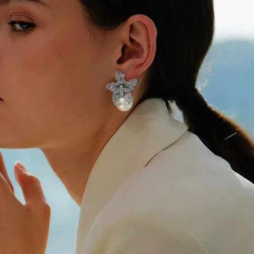 Miniatura 6 de Aretes de perlas redondas grandes con circonita cúbica para ceremonia de boda, accesorios elegantes
