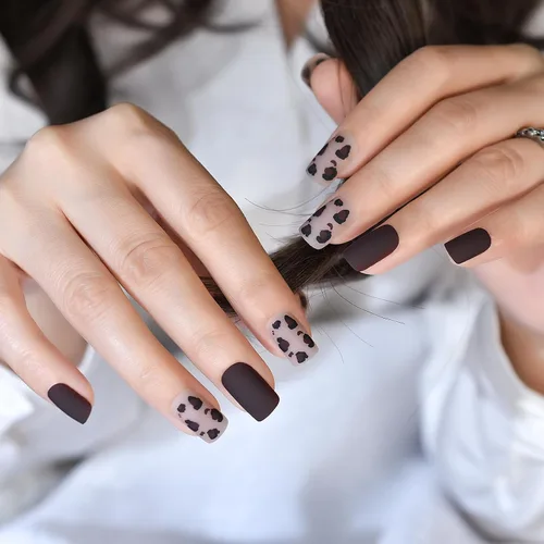 Miniatura 7 de ELEVENAIL Uñas postizas a presión de Navidad con purpurina azul oscuro, diseño de copo de nieve y diamantes de imitación de Navidad, longitud media