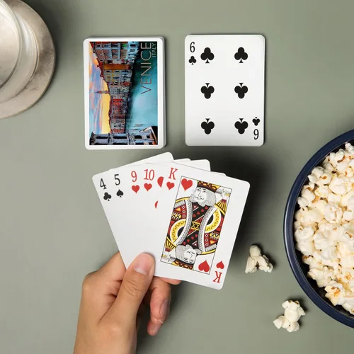 Miniatura 2 de Lantern Press Venecia, Italia, vista al canal (52 cartas de juego, baraja de cartas de tamaño póquer con comodines)