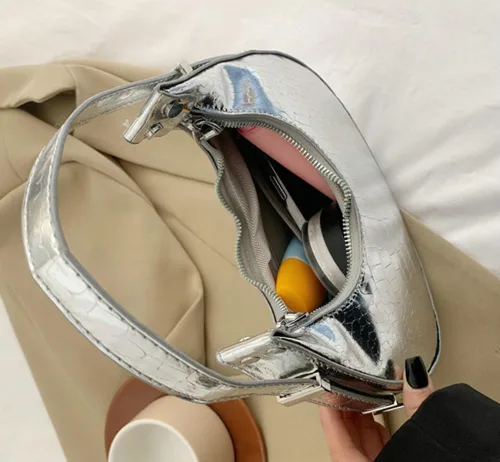Miniatura 8 de Bolso Hobo para mujer, bolso de plata Y2k, brillante de noche, embrague brillante, para axilas, bolso de hombro de piel sintética