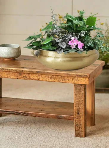 Miniatura 4 de Serene Spaces Living Cuenco de mano dorado – Textura martillada, decoración para salas de estar, entradas, restaurantes, bodas indias, centro