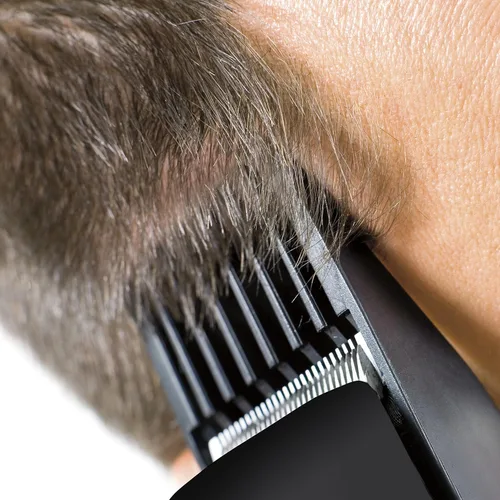 Miniatura 4 de ConairMAN Simple Cut, cortapelos para hombres, kit de corte de cabello para el hogar de 12 piezas Negro