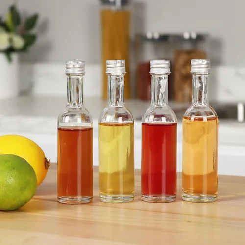 Miniatura 4 de Mini botellas de vidrio de 1.7 fl oz con tapas de aluminio y termorretráctiles, paquete de 24 tapas rojas, para salsa de licor, bebidas, muestras