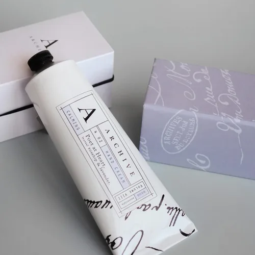 Miniatura 2 de Archive Poet At Heart Crema hidratante de manos para mujeres y hombres, ingredientes naturales, loción hidratante para manos secas, 4 onzas