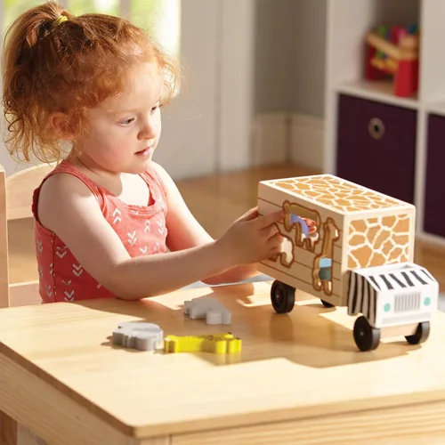 Miniatura 6 de Camión de rescate de animales de Melissa & Doug, varias formas, Estándar, talla única , Rojo