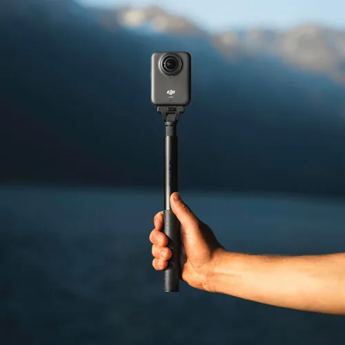 Miniatura 11 de DJI Osmo 360 Camera Adventure Combo, cámara de acción impermeable 8K 360° con imagen 360° de sensor de 1 pulgada, duración extendida de batería