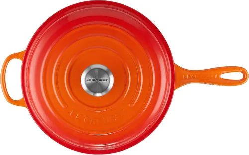 Miniatura 3 de Le Creuset Cacerola de Hierro Fundido Esmaltado Signature Cassadou, 3.75 qt., Flame