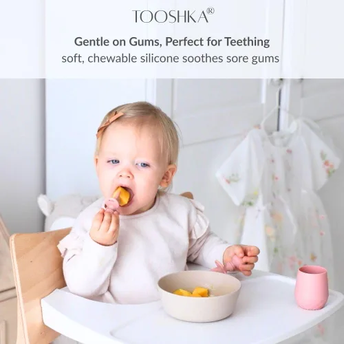 Miniatura 7 de Tooshka® Juego de utensilios para bebés (3 piezas) – Cucharas autónomas y taza pequeña – Silicona y BPA – Suministros de destete para bebés (BLW)