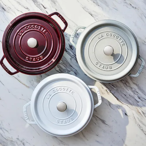 Miniatura 9 de Staub Horno Holandés Redondo de Hierro Fundido, Fabricado en Francia, Grenadine, 4 cuartos, Sirve para 4-6 personas