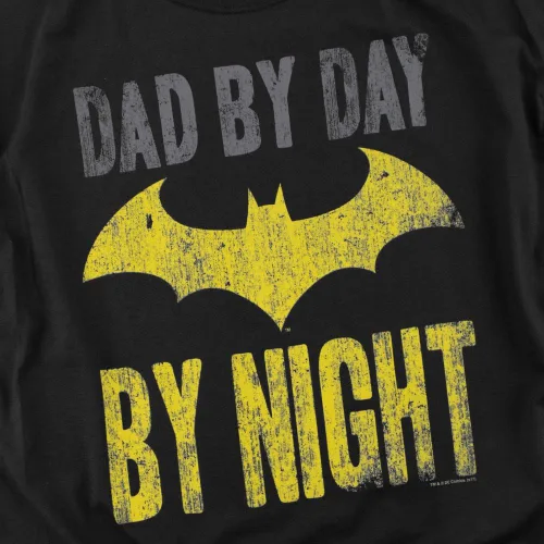 Miniatura 3 de Popfunk Camiseta clásica de Batman Dad by Day para el día del padre y calcomanías