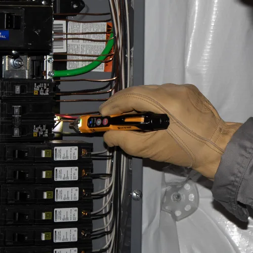 Miniatura 10 de Klein Tools CL120VP Kit de prueba de voltaje eléctrico con medidor de abrazadera, tres probadores, cables de prueba, bolsa
