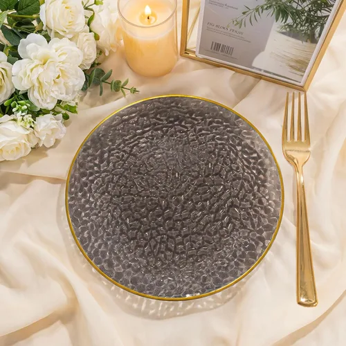 Miniatura 4 de DaYammi 240 platos de plástico negro que incluyen 120 platos de postre negros y 120 tenedores dorados, plato de fiesta martillado, platos