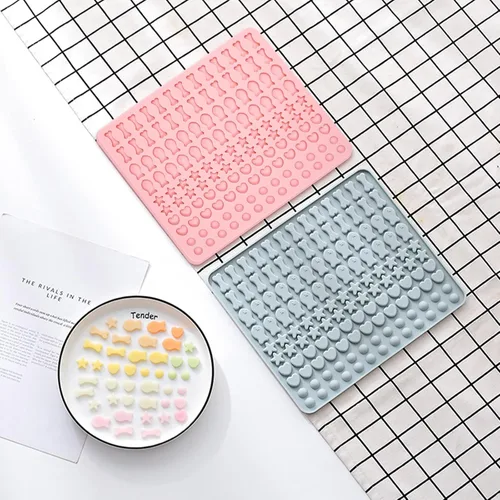 Miniatura 6 de LELE LIFE Moldes de silicona para gomitas de 130 cavidades, moldes de chocolate semiesfera con forma de corazón y estrella de hueso para dulces
