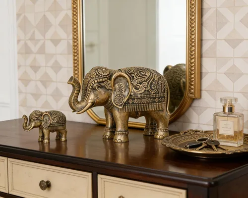 Miniatura 6 de Pequeña estatua de elefante para decoración del hogar, símbolo de suerte y prosperidad, resina de 4 pulgadas, acento dorado antiguo, elefante