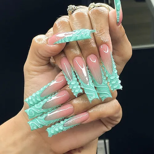 Uñas postizas largas a presión tipo ataúd con punta francesa, color verde, diseño de ondas de agua 3D, color rosa nude, uñas acrílicas brillantes de