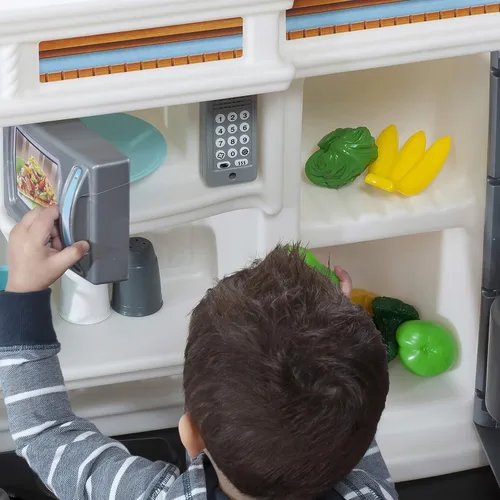 Miniatura 5 de Step2 Little Baker's Plastic Toddler Kitchen Play Estación de trabajo