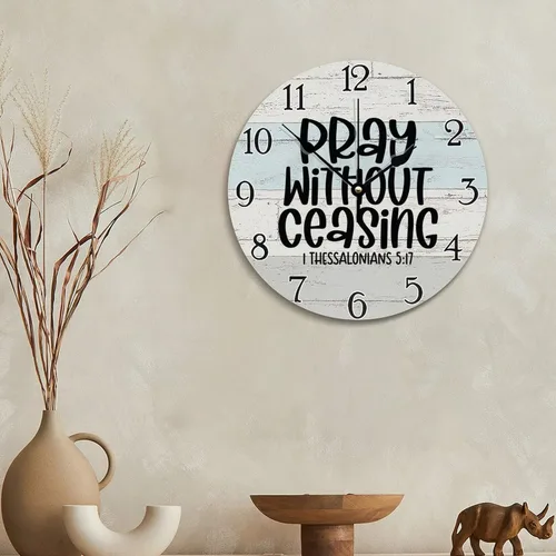 Miniatura 5 de Reloj de pared con versículo bíblico, arte religioso, reloj de madera, texto inspirador cristiano, reloj de madera rústico personalizado para ella