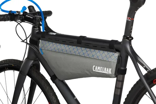 Miniatura 4 de CamelBak M.U.L.E. Bikepacking - Paquete de marcos triangulares impermeables con depósito de hidratación rápida de 2 litros, almacenamiento seguro