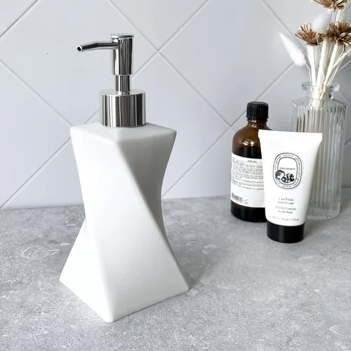 Miniatura 5 de Dispensador de jabón blanco moderno con bomba plateada para baño y cocina, estilo de arte contemporáneo, acabado mate, a prueba de óxido, 8.5 onzas