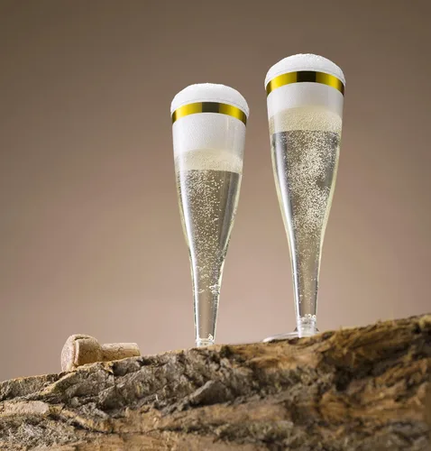 Miniatura 7 de Munfix Paquete de 50 copas de champán de plástico con borde dorado de 5 onzas, copas de plástico transparentes para tostar, elegantes, desechables