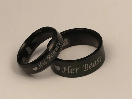 Miniatura 5 de Blowin His BeautyHer Beast Love - Anillo de compromiso de acero inoxidable negro con corazón