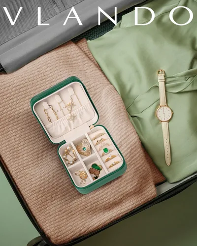 Miniatura 21 de Vlando Regalos de boda – Organizador de viaje de joyería pequeña de piel sintética, estuche de viaje para anillo, mini joyero para aretes, collar