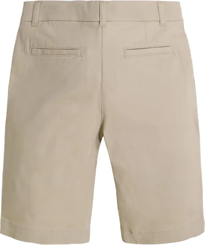 Miniatura 2 de IZOD Bermudas adaptables para uniforme escolar para niñas, cintura ajustable, cierre de velcro y botones sintéticos