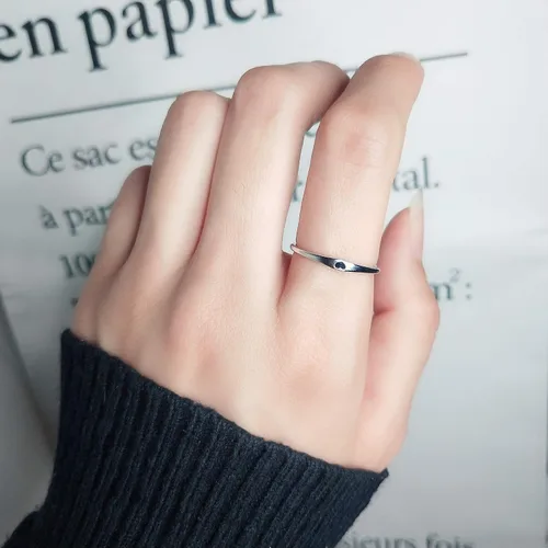 Miniatura 7 de Anillo de compromiso apilable de plata de ley 925 con forma de corazón tallado simple para ella, talla 5-10