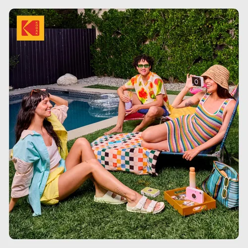 Miniatura 7 de Kodak Printomatic+ Paquete de inicio de cámara digital de impresión instantánea + funda de transporte (rosa) + papel fotográfico Zink con parte Negro