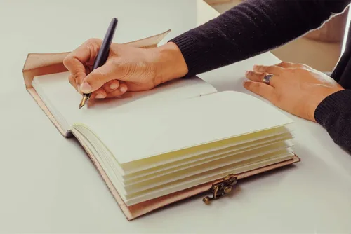 Miniatura 6 de Diario del Pentágono de cuero hecho a mano Cuaderno de escritura diario Bloc de notas diario encuadernado para hombres y mujeres, papel sin