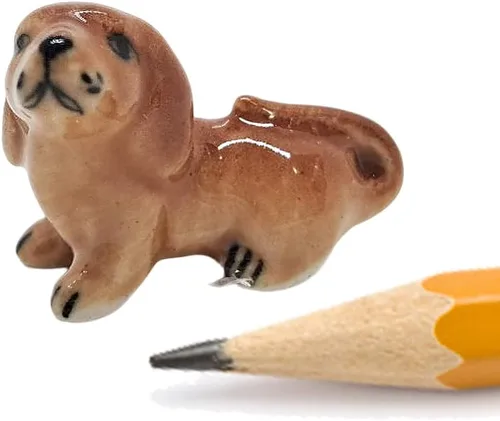 Miniatura 12 de WitnyStore Pequeña figura de perro salchicha olfateando negro de 1½ pulgadas de largo, figuras de cerámica pintadas a mano en miniatura