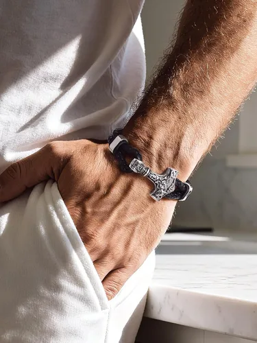 Miniatura 4 de Bandmax Pulsera trenzada de cuero negro para hombre con colgante gótico punk, pulsera de cuero con hebilla de acero inoxidable, paquete de regalo
