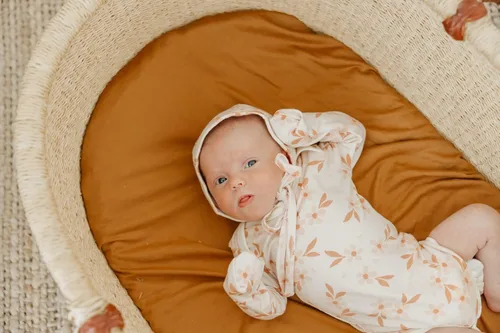 Miniatura 4 de Copper Pearl Baby Bonnets Rue