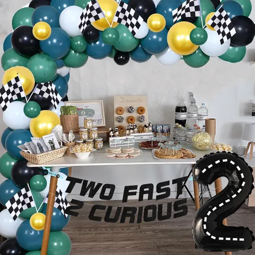 Miniatura 3 de Two Fast Two Curious - Decoraciones de cumpleaños, suministros de fiesta de coche de carreras, kit de arco de guirnalda de globos Let's Go Racing
