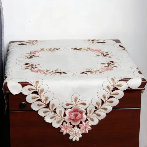 Miniatura 7 de LeLehome - Mantel de encaje bordado con flores cafés, color crema y beige, diseño clásico y tela que no se arruga para mesa de comedor