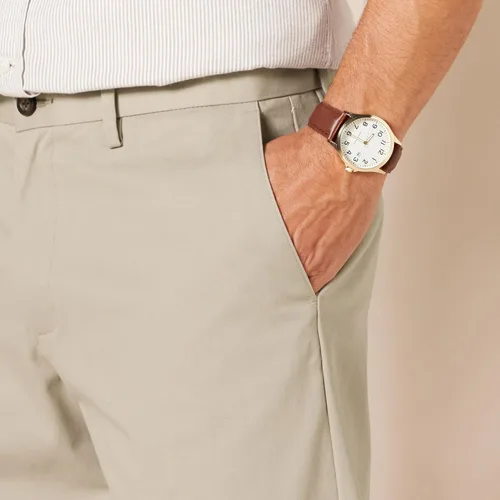 Miniatura 4 de Tienda Essentials Pantalón chino de corte clásico, resistente a las arrugas, sin pinzas, para hombre (disponible en tallas grandes y altas)