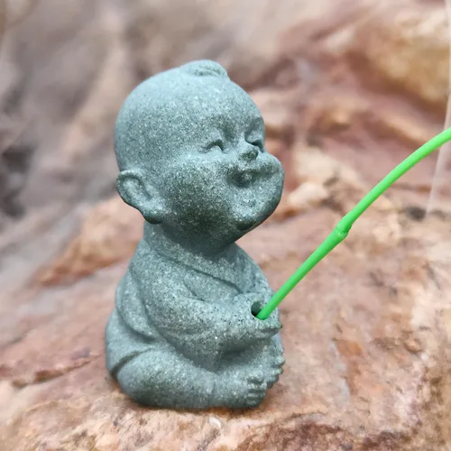 Miniatura 3 de Mini estatua de pescador para acuario, pequeñas figuras de pesca japonesas para jardín de hadas, acuario, estanque, bonsái, pecera, accesorios