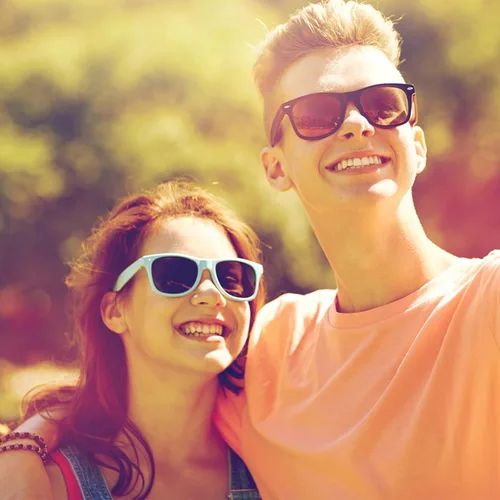 Miniatura 131 de Suministros para regalos de fiesta de colores neón Paquete de 8 gafas de sol unisex