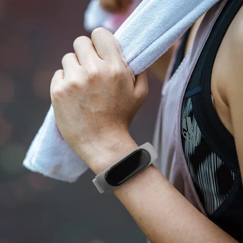 Miniatura 7 de Wanme Bandas para Amazfit Band 5 correas de repuesto para mujeres y hombres, paquete de 2 correas deportivas elásticas suaves compatibles